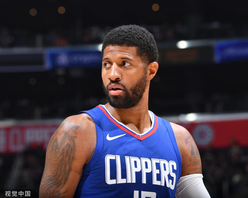 认为她更多 认为她更多